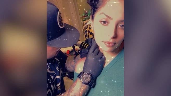 Nba Vanessa Bryant Se Hace Dos Tatuajes En Memoria De Kobe Y