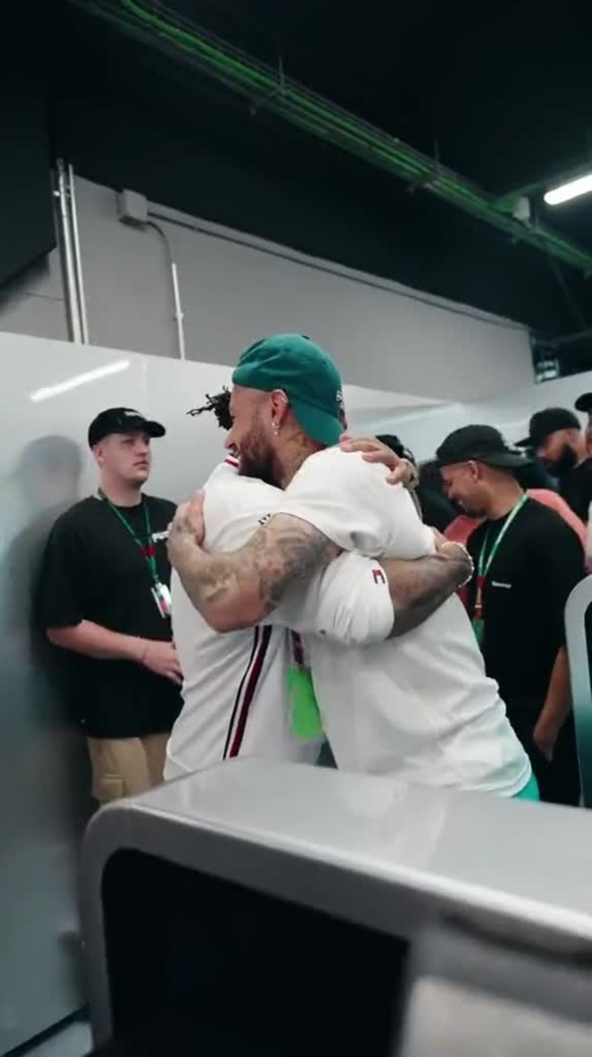 Lewis hamilton neymar sales jr