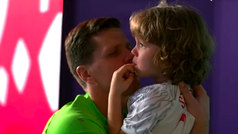 El vídeo de Szczesny consolando a su hijo tras la derrota de Polonia que conmueve al planeta fútbol