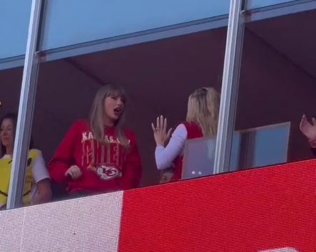 'Secret' Video Shows Taylor Swift And Brittany Mahomes Practicing ...