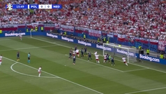 Gol de Buksa (1-0) en el Polonia 1-2 Pases Bajos