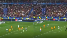 Mbappé homenajea el famoso gol de Ibra con el Ajax sentando a dos rivales