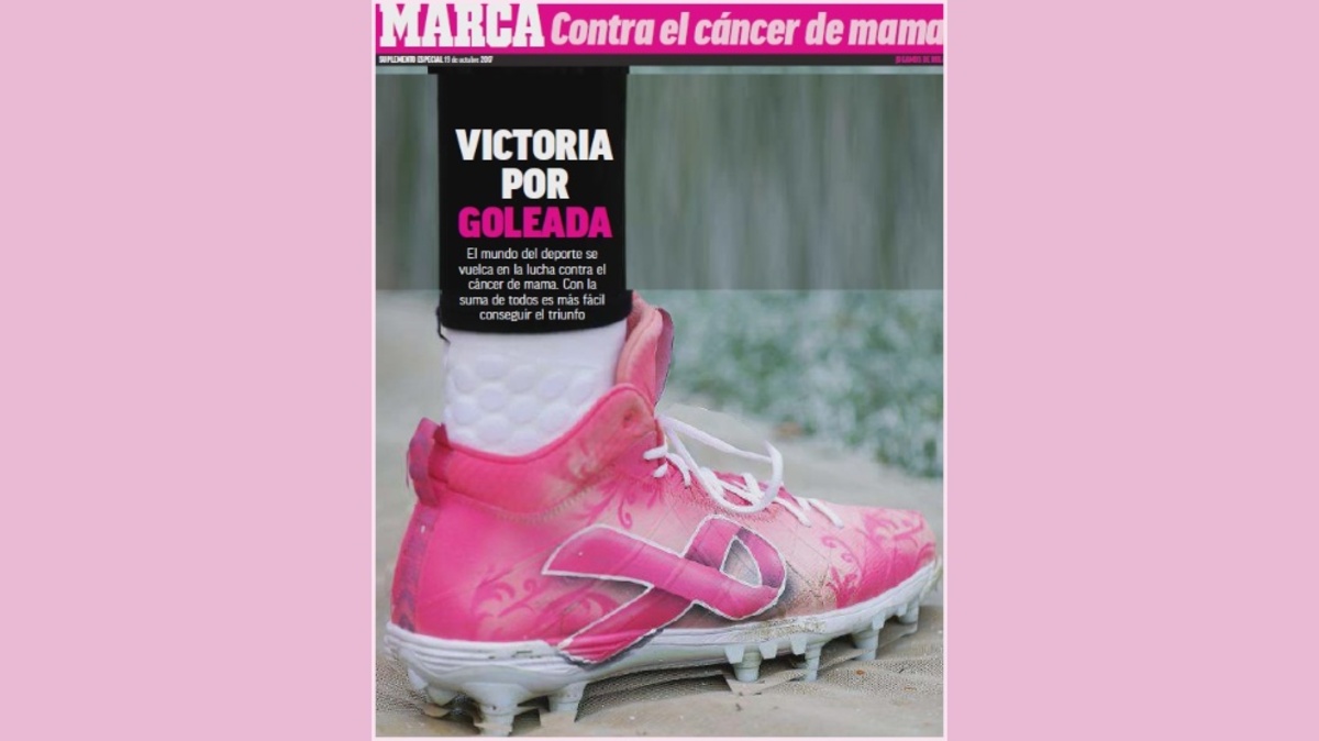 Más de 33.000 mujeres tiñen Barcelona de rosa para reinvindicar la lucha contra  el cáncer de mama - El Periódico