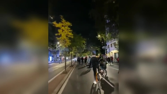 Un coche arrolla de forma voluntaria a un grupo de ciclistas en una ...