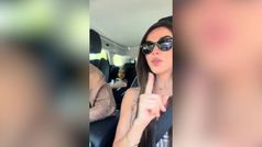 As es el coche de la influencer, va Violeta Mangrin