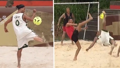 Ronaldinho se 'cuela' en la edición turca de 'Supervivientes'... ¡y clava un golazo de fútbol playa!
