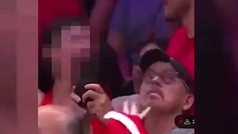 Un televisi�n pide perd�n por emitir un topless accidental durante un partido de voleibol