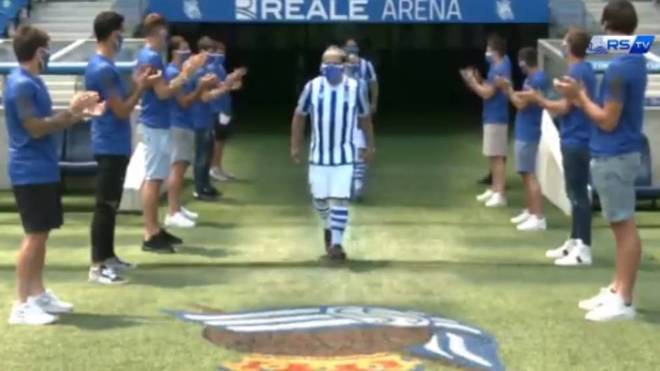 Real Sociedad: Real Sociedad ask key workers to model ...