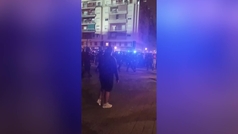 Los aficionados del Valencia se enfrentan a la polica