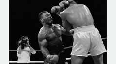 Mike Tyson sorprende al elegir su propio KO favorito: "Recibió un gran castigo"
