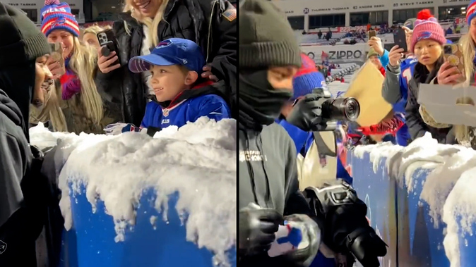 Stefon Diggs gives adorable young fan a moment he'll cherish forever