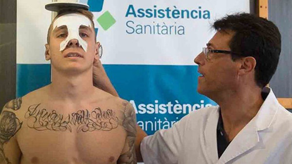 Premier League Everton Digne Criticised For I Never Walk Alone Tattoo Marca