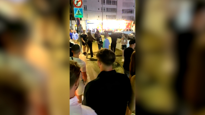 Dejan KO al célebre hermano de un famoso futbolista en una pelea en Ibiza: seis minutos inconsciente