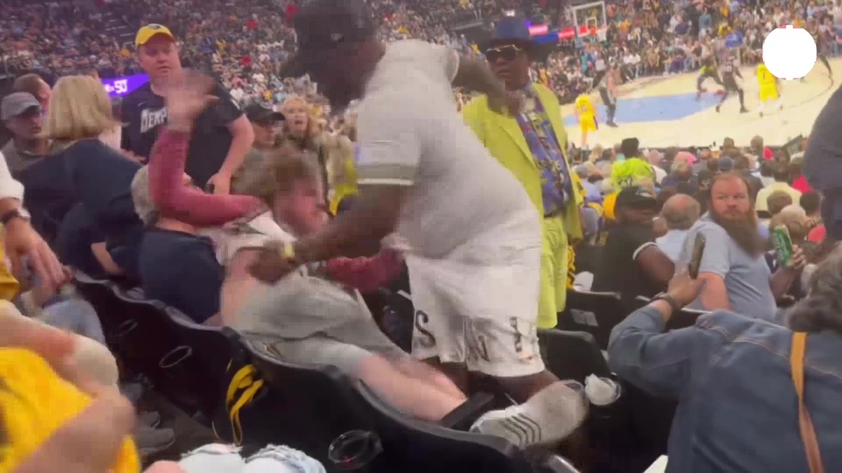 NBA Brutal paliza en la grada durante el segundo partido entre los Grizzlies y los Lakers Marca imagen foto
