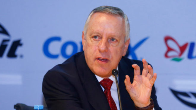 Anuncian implementación del VAR en el fútbol mexicano