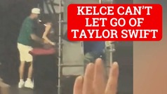 Travis Kelce walks out Taylor Swift at last concert before NFL season