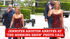 Jennifer Aniston arrives at 'The Morning Show' photo call