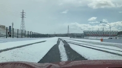 Increíble estampa del circuito de Suzuka bajo un manto de nieve