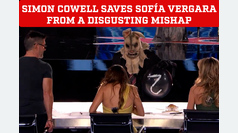 Simon Cowell rescues Sofa Vergara from an embarrassing bath of disgust