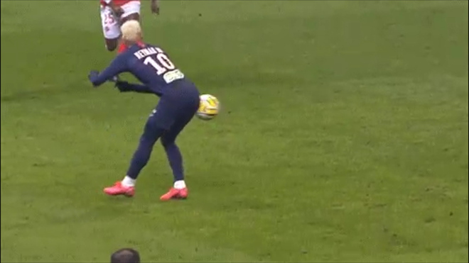 Coupe de La Ligue: Neymar makes a pass with his backside | MARCA in English