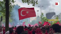 La aficin turca se siente como en casa