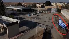 Los tanques de Israel toman el paso fronterizo de Rafah