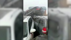 200 vehículos implicados en una colisión múltiple en China