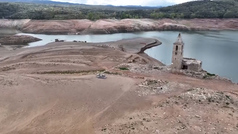 Imágenes de dron muestran la sequía en nuestros pantanos